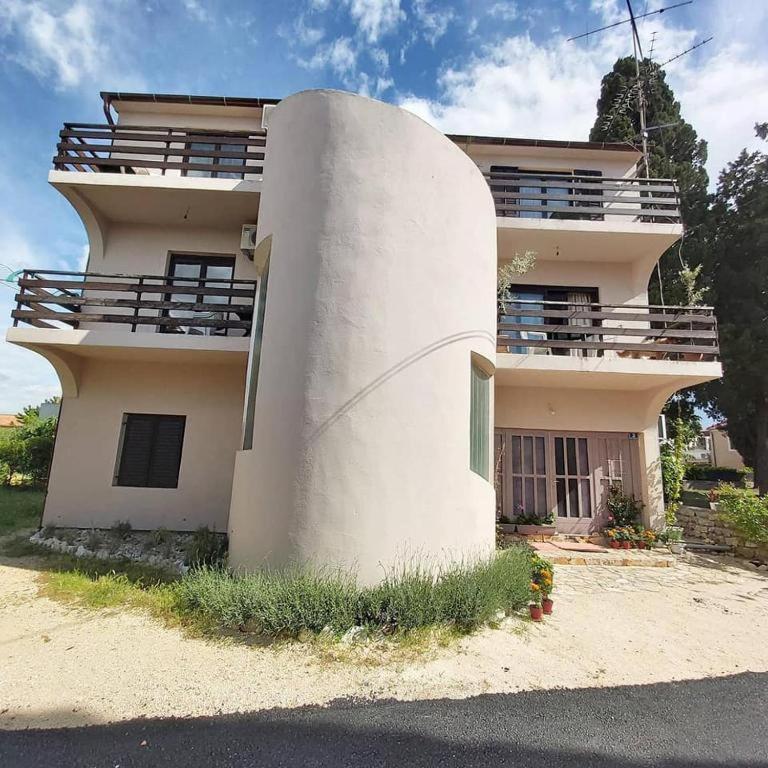 Sobe Apartmani Svitlana Sukošan Exterior foto